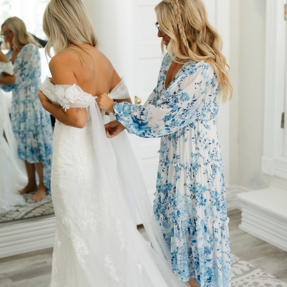 Flying Tomato dress, high low, size small. - Picture 7 of 7